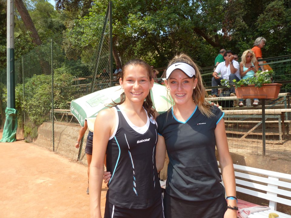 F-Vainqueurs-double-filles.jpg